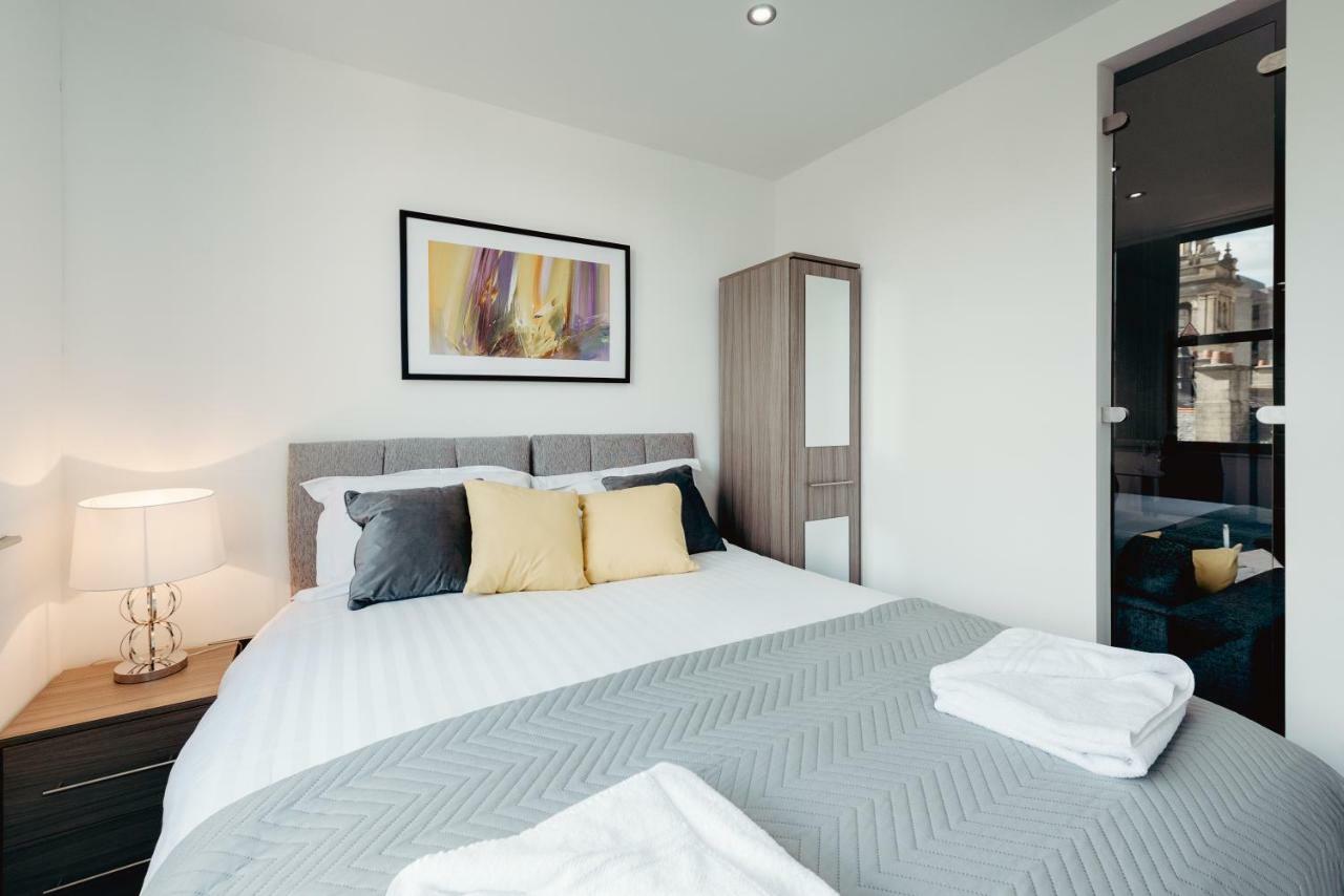 Serviced Apartments At Halifax House ハリファックス エクステリア 写真